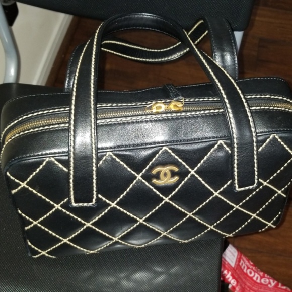 Chanel handbag - Picture 7 of 8